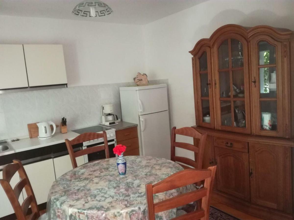 Adrian'S Apartments & Winery لومباردا المظهر الخارجي الصورة